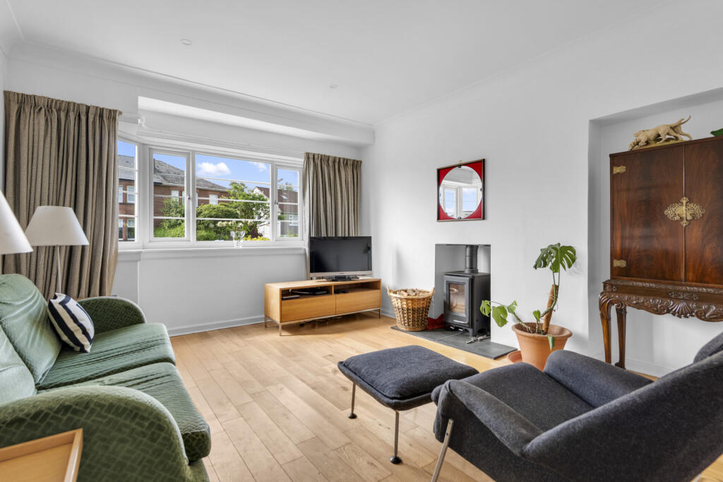 16 Beech Avenue, Bearsden, G61 3EX photo 4
