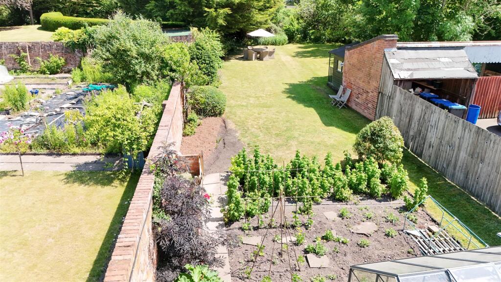 Additional image 46 of Henley Street, Alcester