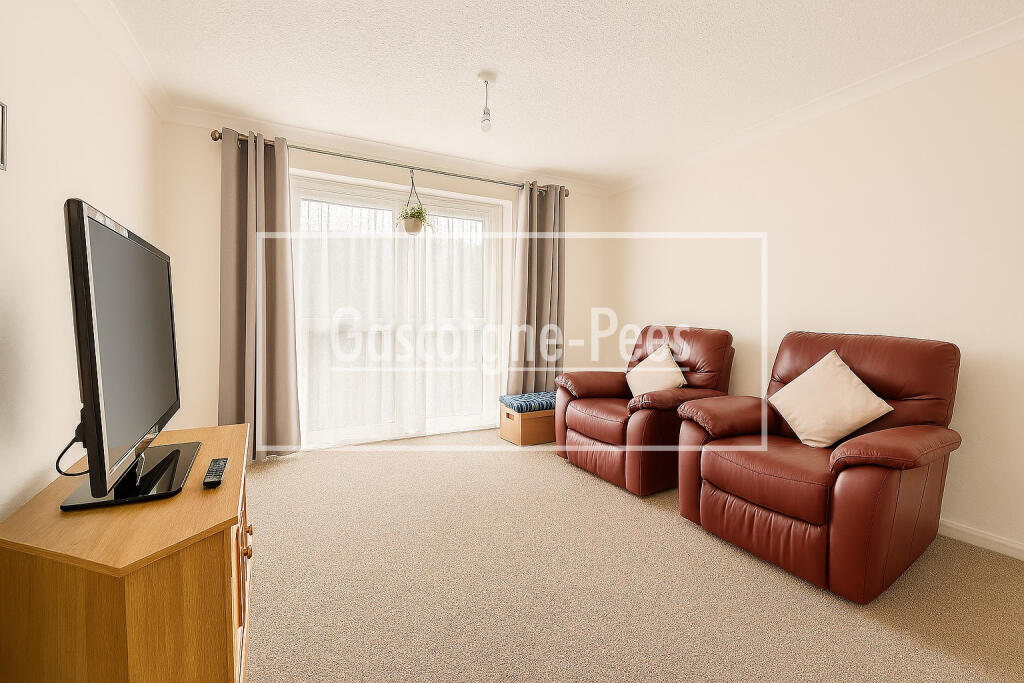 Main image of property: Chichester Court, Slough, SL1