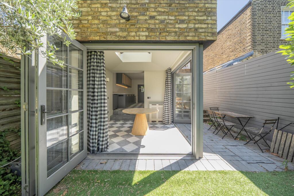 Property photo 11