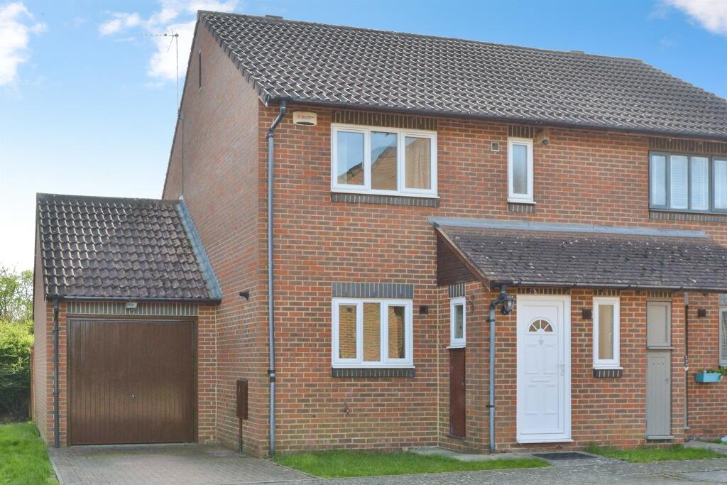 Main image of property: Hartdames, Shenley Brook End, Milton Keynes