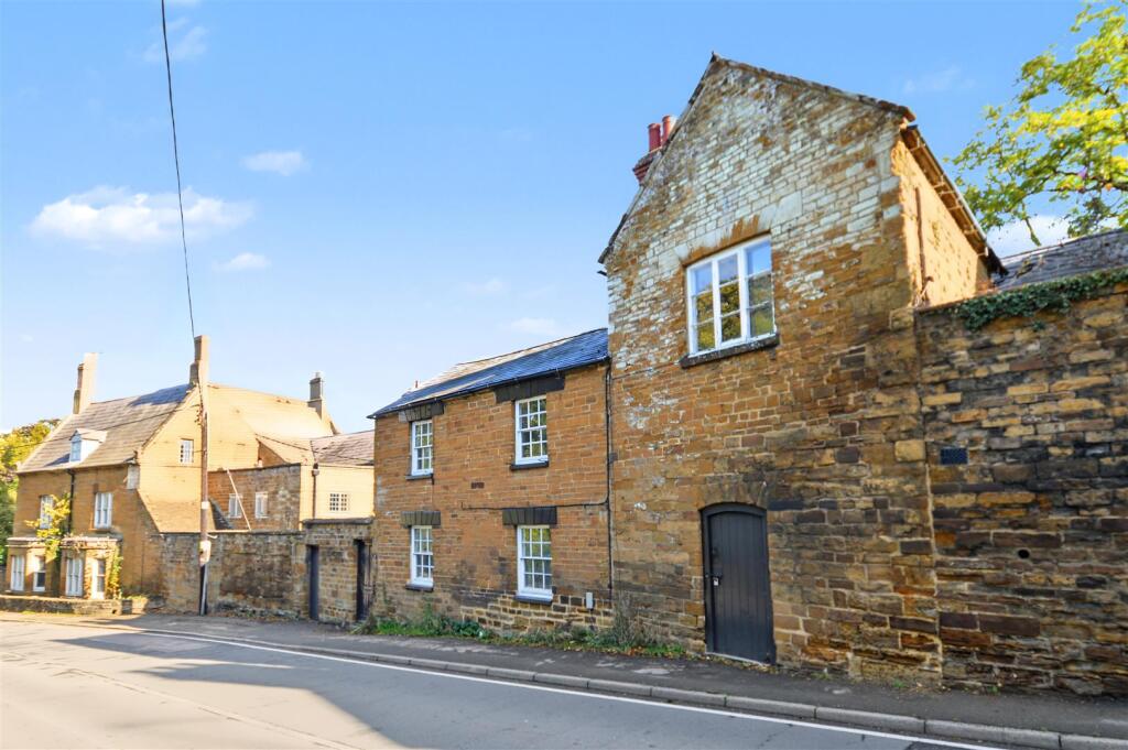Main image of property: Lower Harlestone, Northampton