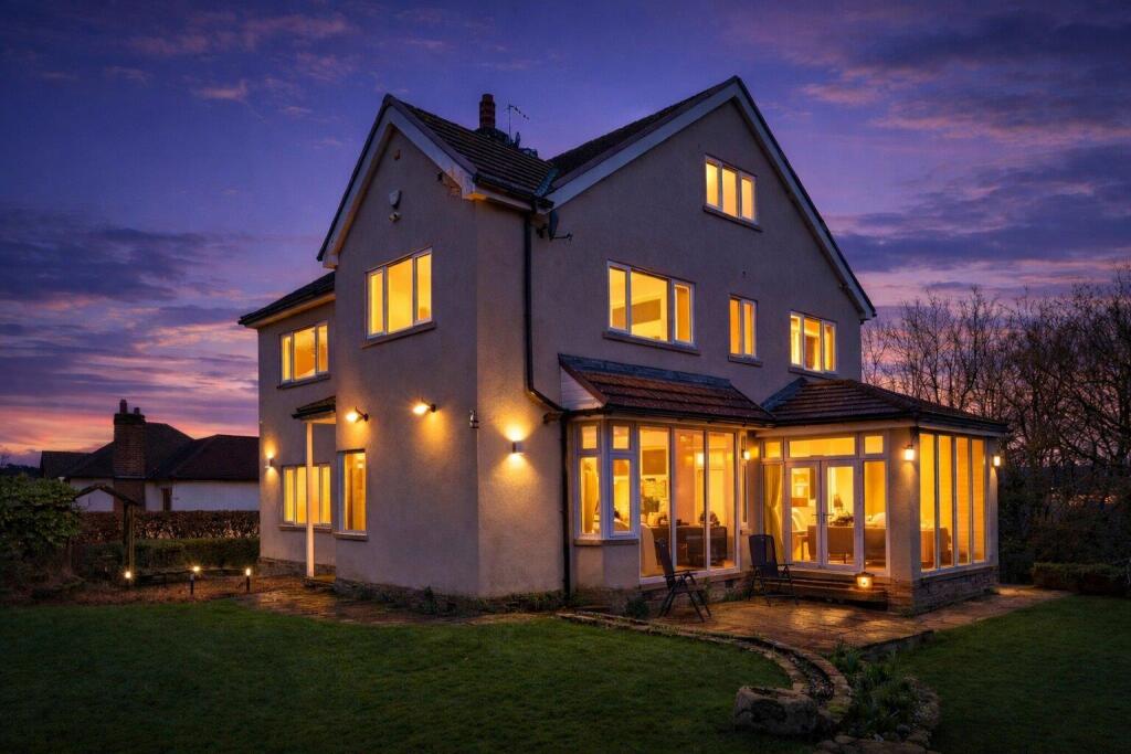 Main image of property: Ghyll Wood Drive, Bingley, BD16 1NF