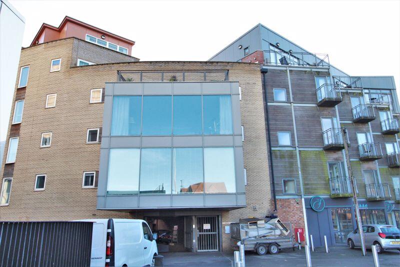 2-bed flat on Gallery Square, Walsall, WS2 8LN, £130,000