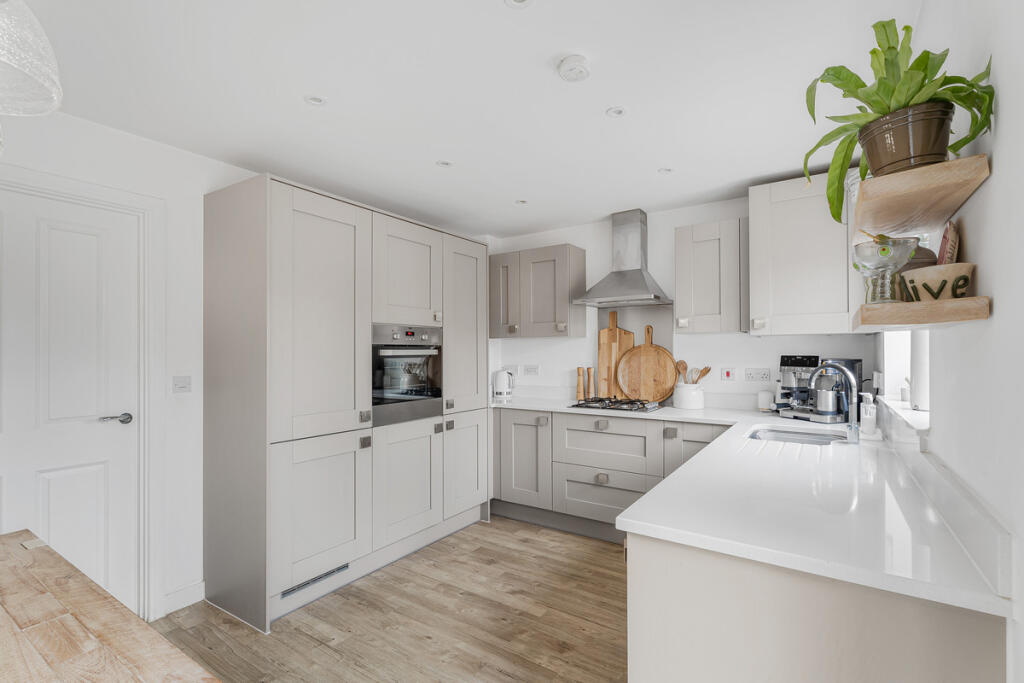 House in Vale of White Horse, Belmont Park, Wantage - View 3