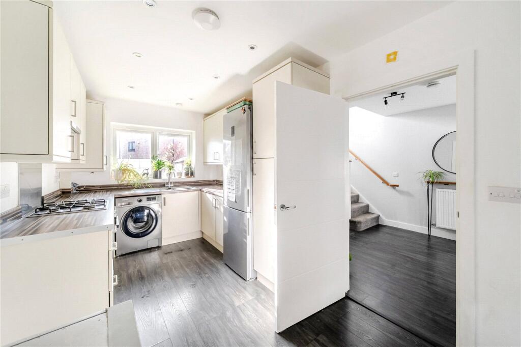 House in Reading, Whitley Wood - View 2