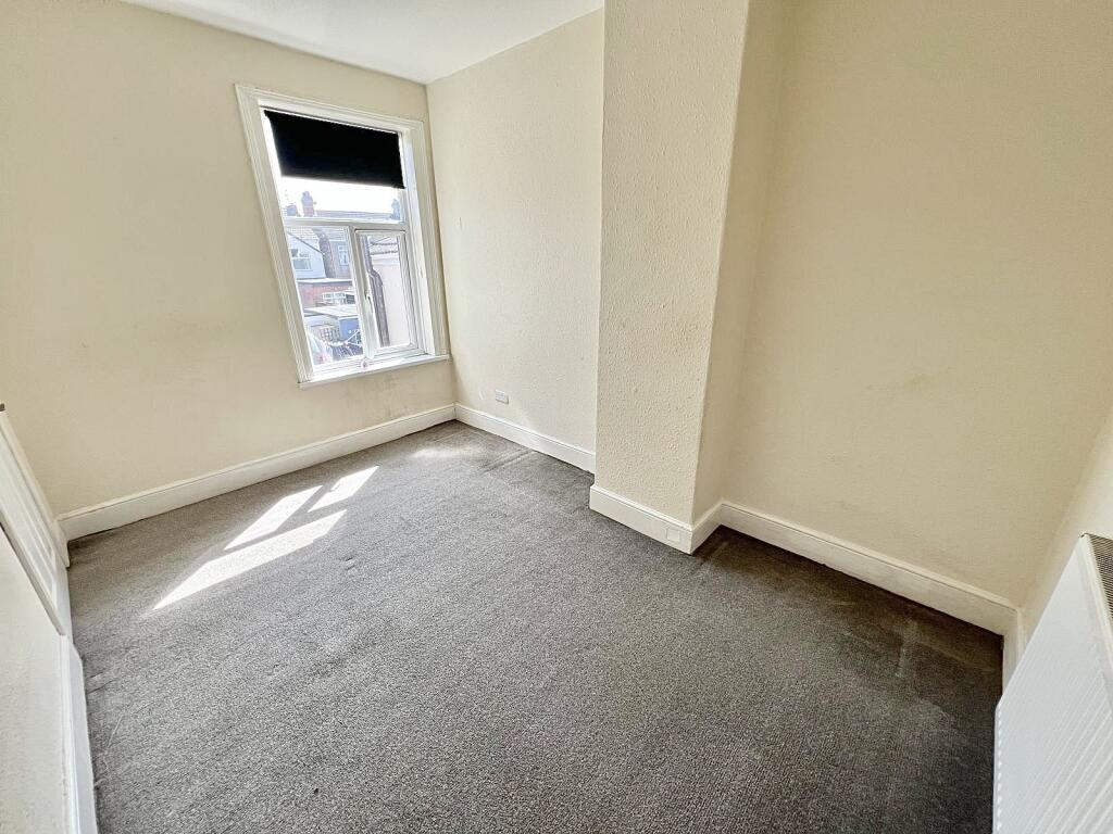 46, Cooper Road, Grimsby, DN32 photo 5