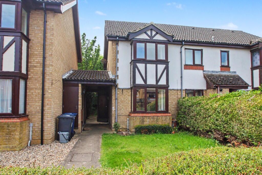Main image of property: Lindisfarne Close, St. Neots, Cambridgeshire, PE19