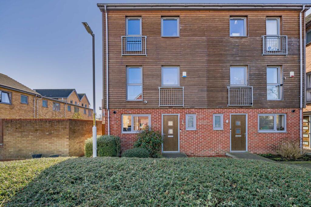 Main image of property: 1 Tumbling Dice Mews, Dartford
