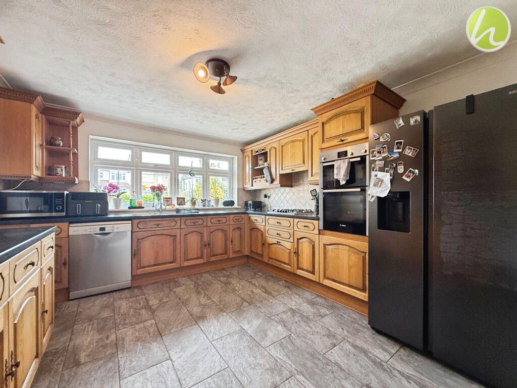 House in Stanford-le-Hope, Essex - View 5