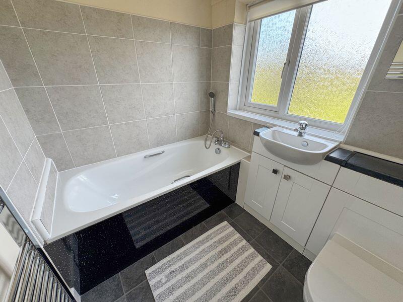 House in Winchester, Boarhunt - View 5