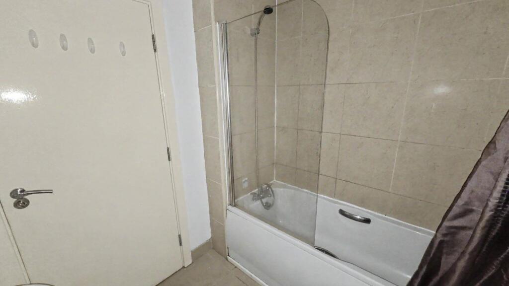 Apartment in Sheffield - More