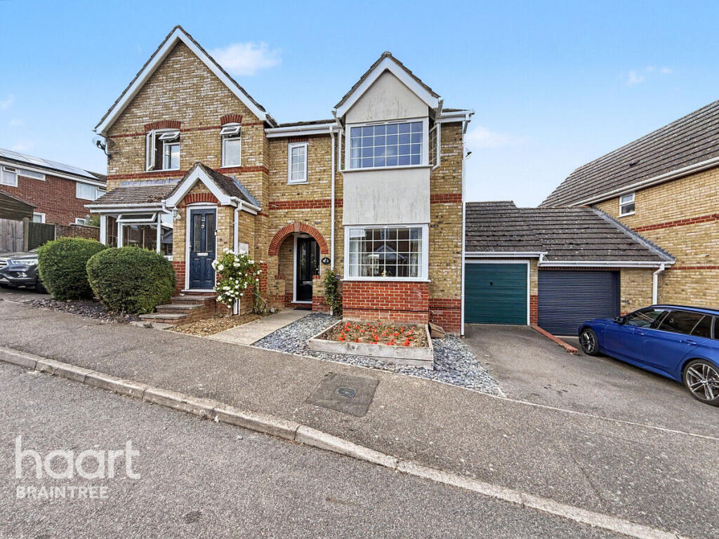 3-bed semi-detached on Beech Avenue, Halstead, £290,000