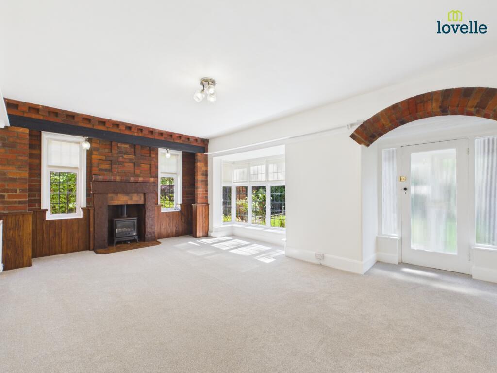 House in Lincoln - View 3