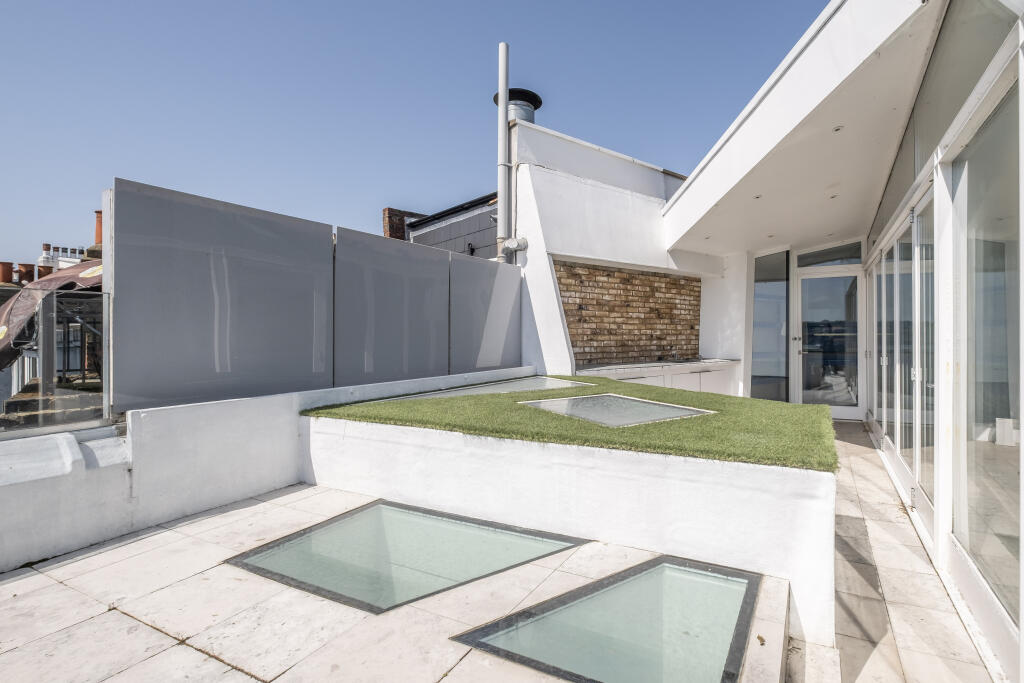 Main image of property: Putney High Street, London, SW15