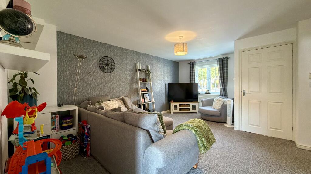 House in Tameside, Newton Wood - View 3