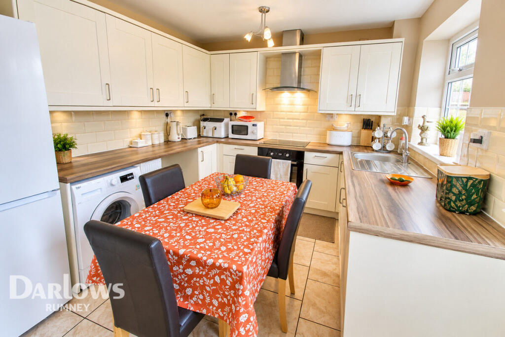 House in Cardiff, St Mellons, Trowbridge - View 5
