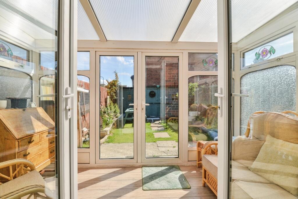 House in Stockton-on-Tees - More