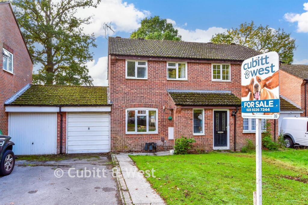 3-bed semi-detached on Holst Way, Waterlooville, Hampshire, £198,500