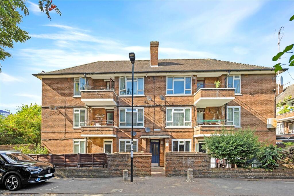 Main image of property: Wren Close E16