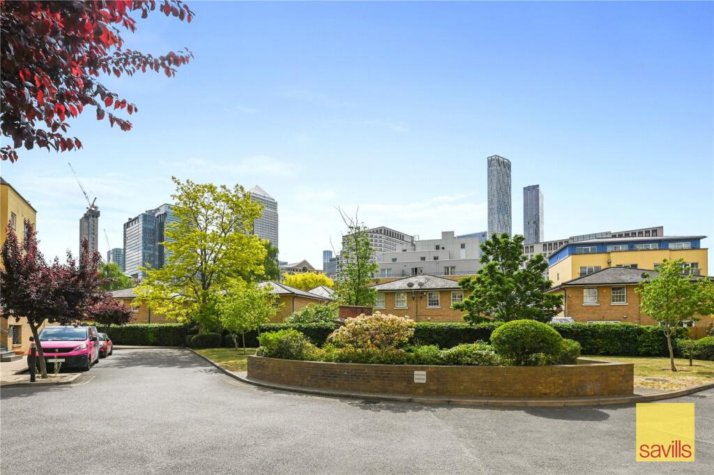 Apartment in London, Canary Wharf - View 3