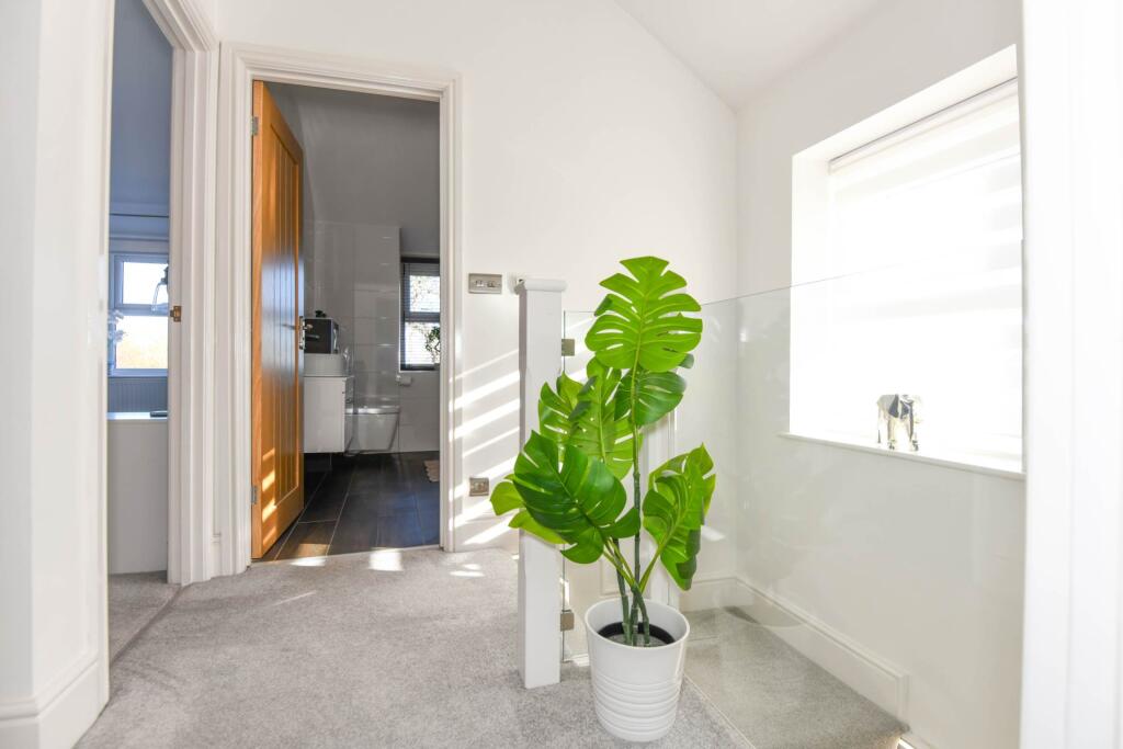 Additional image 13 of Vallis Road, Frome