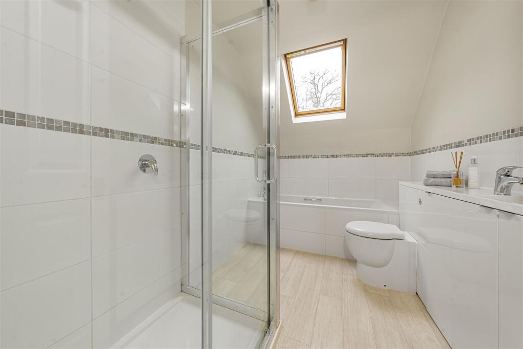 Additional image 17 of Hampstead Close, Bricket Wood, St. Albans