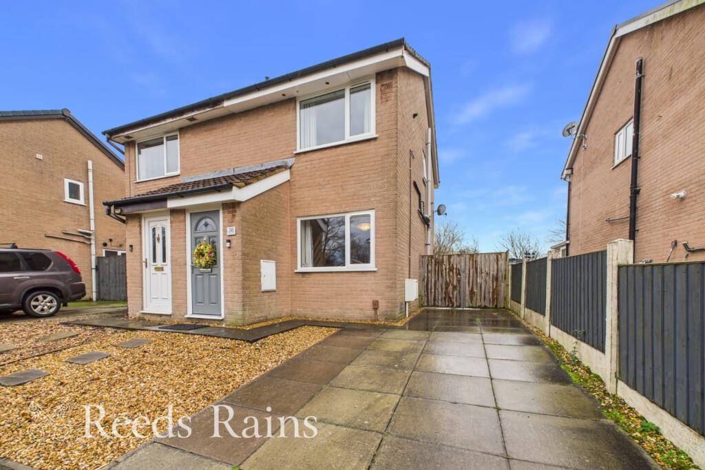 Main image of property: Oak Croft, Clayton-le-Woods, Chorley, Lancashire, PR6