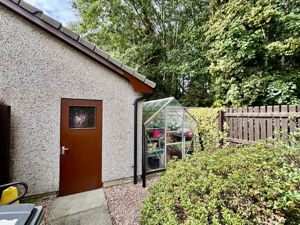 House in Glenrothes, Finglassie - View 4