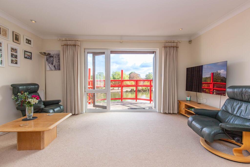 Apartment in Reading, Caversham - View 5