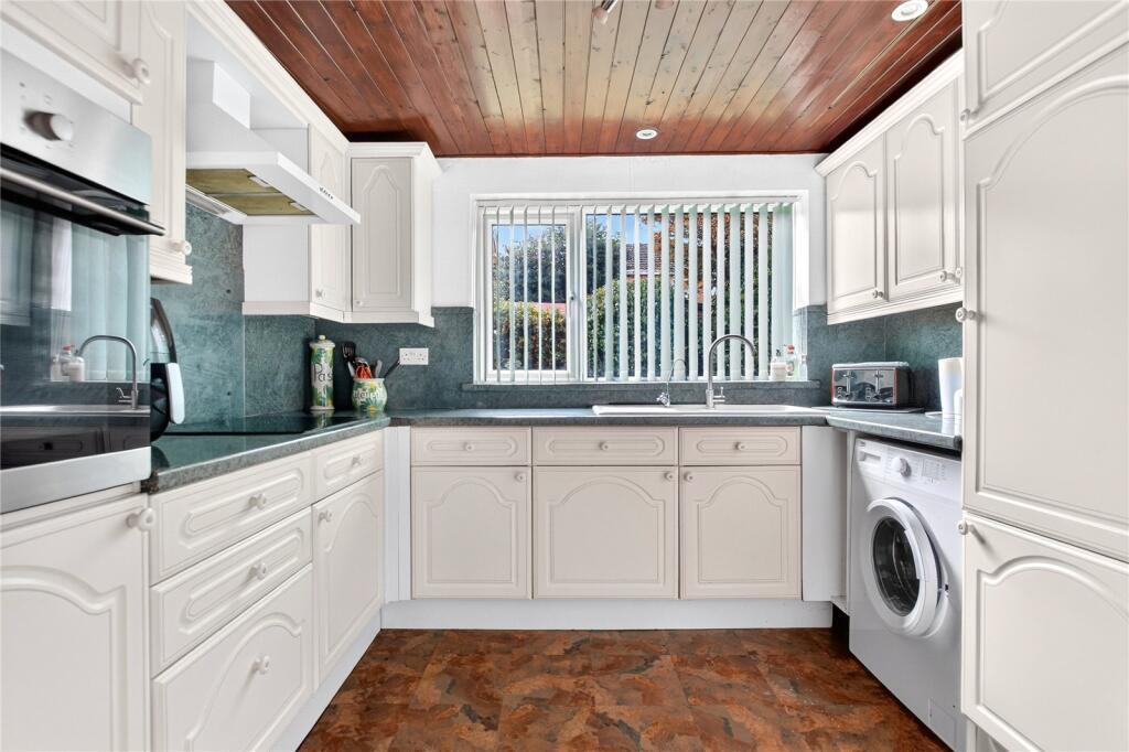 House in Bracknell - View 4