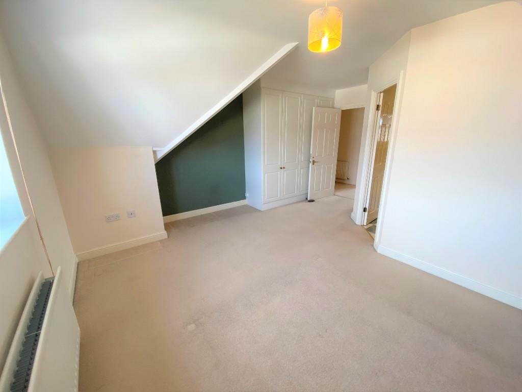 Apartment in Christchurch, Pokesdown, Bournemouth - More