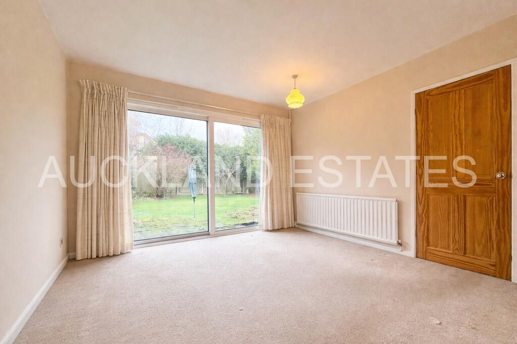 Tiverton Road, Potters Bar photo 3