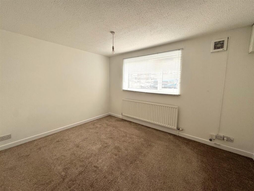 Apartment in Weymouth, Dorset - View 4
