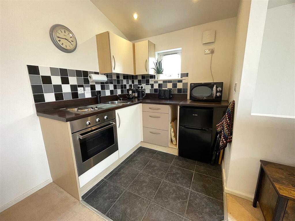 House in York - View 4