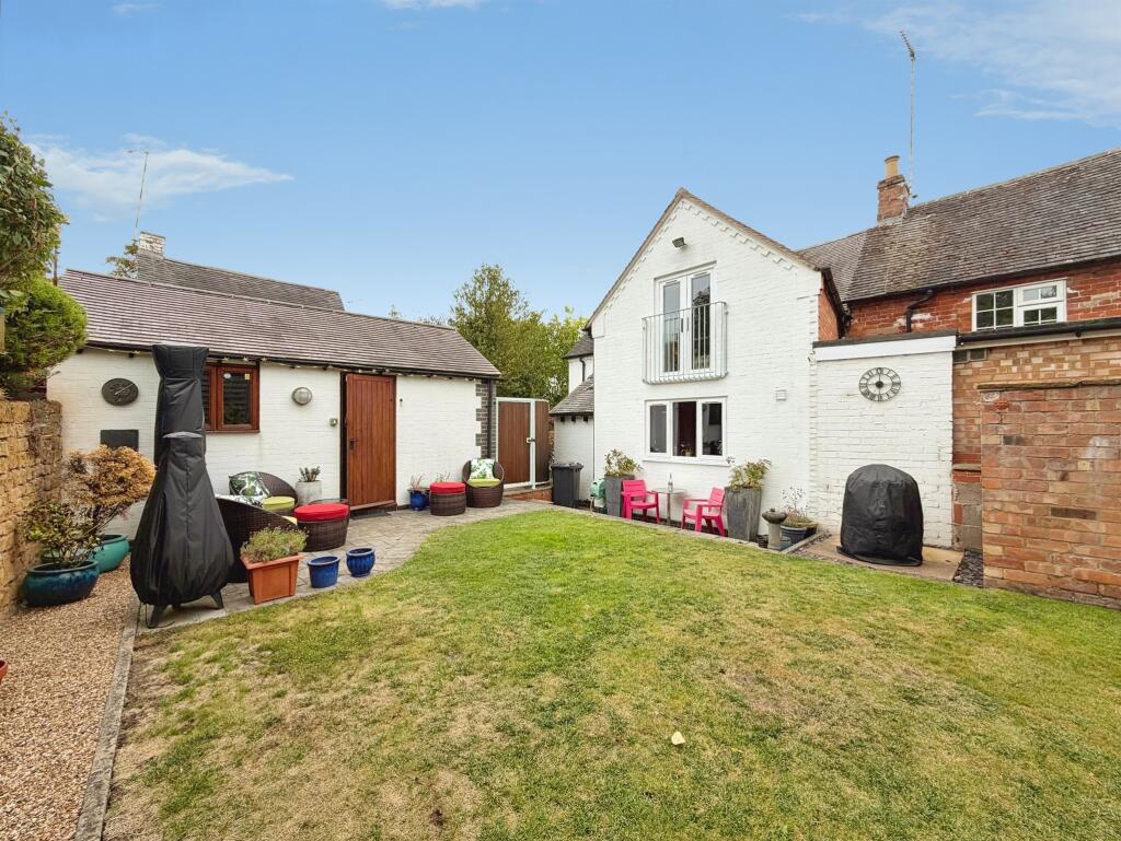 House in Coventry - View 4