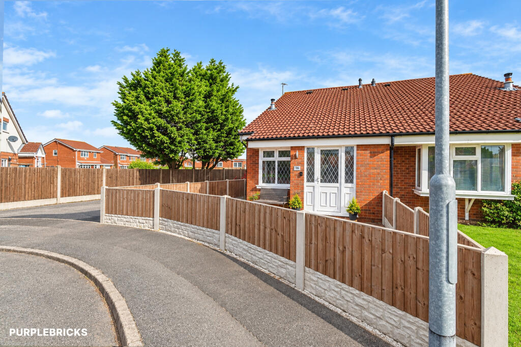 16, Caister Drive, Willenhall, WV13 photo 3
