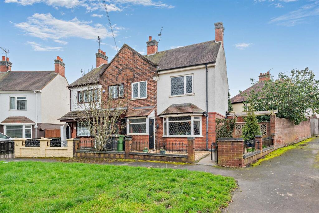 Main image of property: Ivanhoe Avenue, Nuneaton