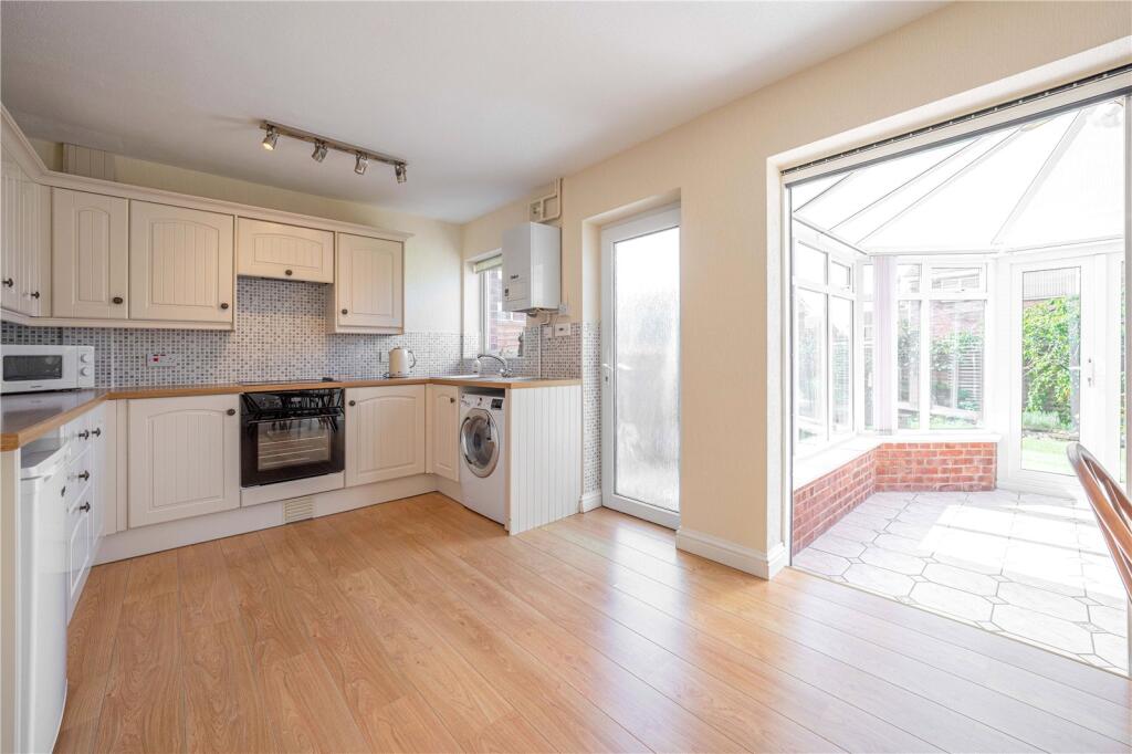 New Street, Cubbington, CV32 photo 3