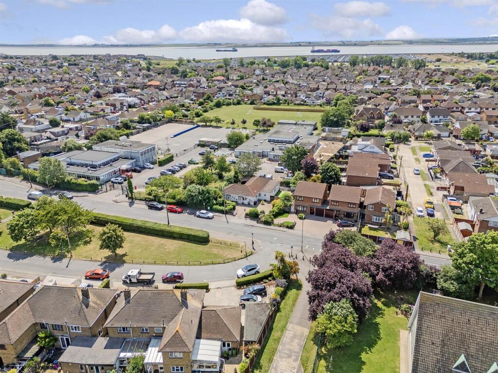 Long Road, Canvey Island photo 2