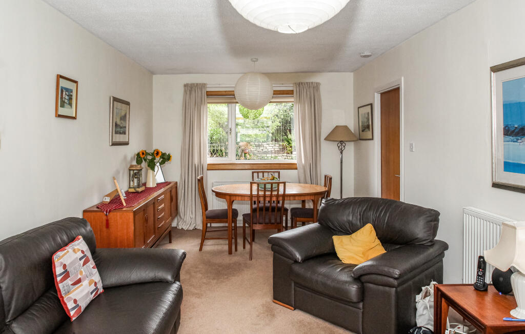 85 Evershed Drive, Dunfermline, Fife, KY11 8RF photo 4
