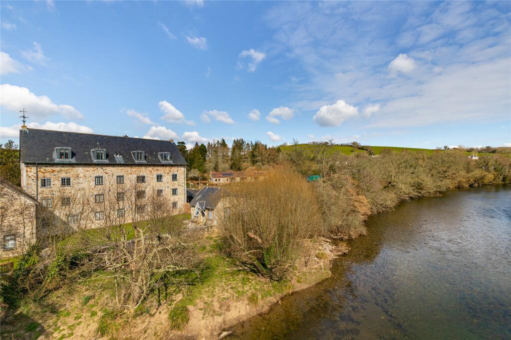 Main image of property: Staverton, Totnes