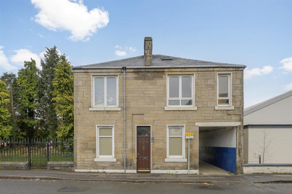 Main image of property: 44 Gardeners Street, Dunfermline, KY12 0RN