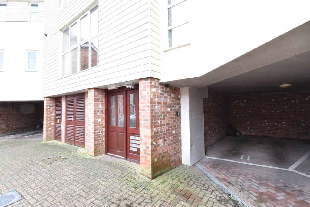 Apartment in Maidstone, Leadingcross Green, Lenham - View 3