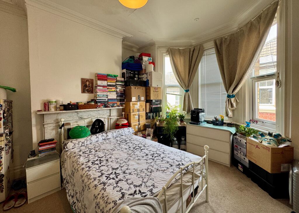 Main image of property: Broadwater Road, Worthing, BN14