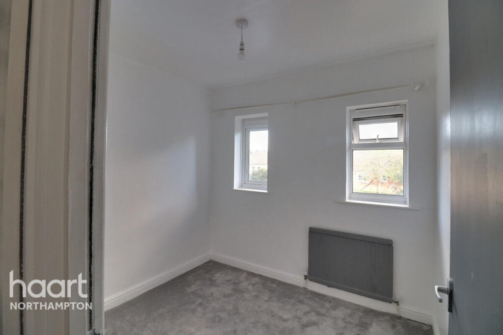 House in Northampton - More