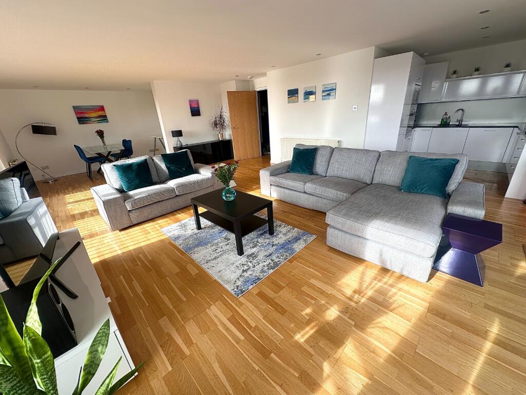 Apartment in Glasgow - View 4