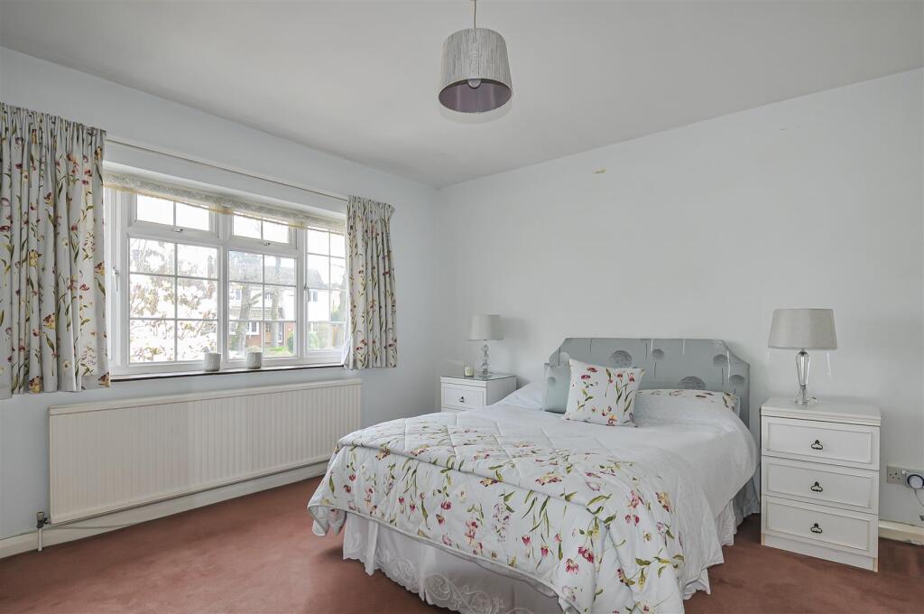 Additional image 5 of Oakwood Road, Bricket Wood, St. Albans