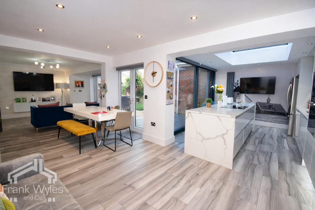 Victory Boulevard, Lytham - View 3