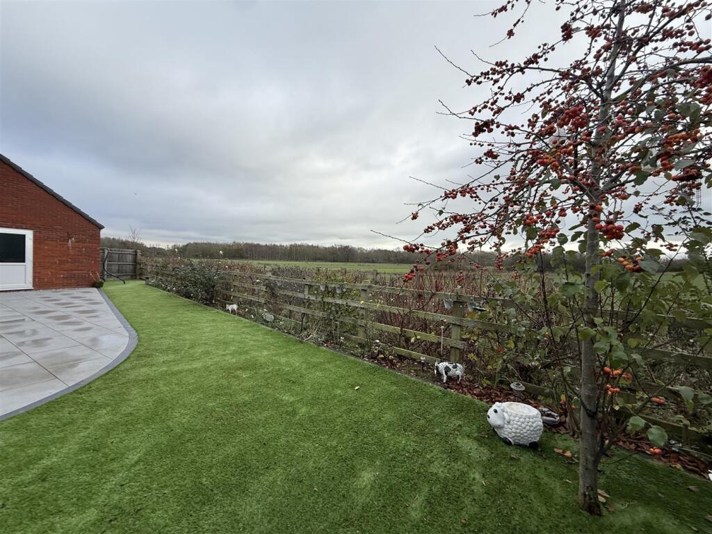 Saville Road, Blaby, Leicester photo 2